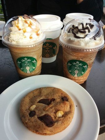 Starbucks Tagaytay